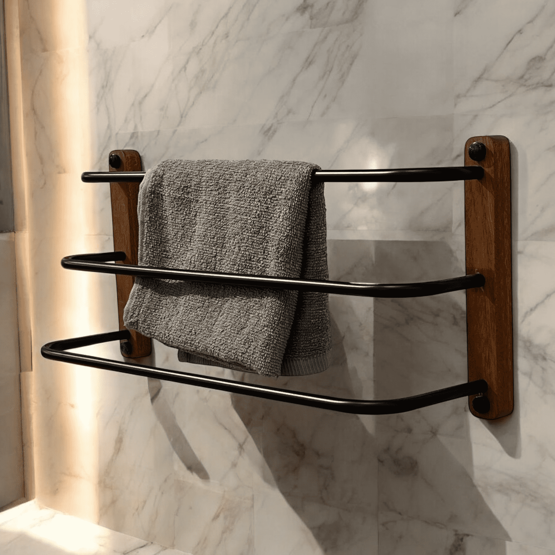 رف مناشف ثلاثي من بانيوكس